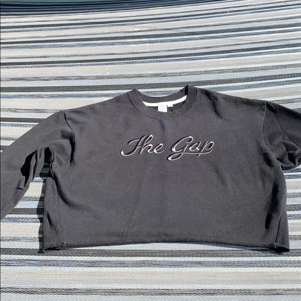 Gap sweatshirt